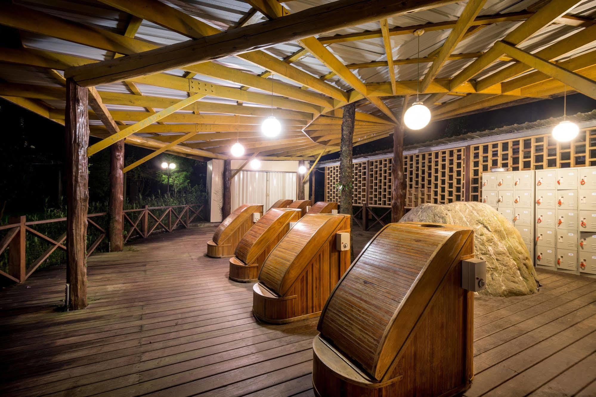 We Resort Sun Moon Lake Ngoại thất bức ảnh